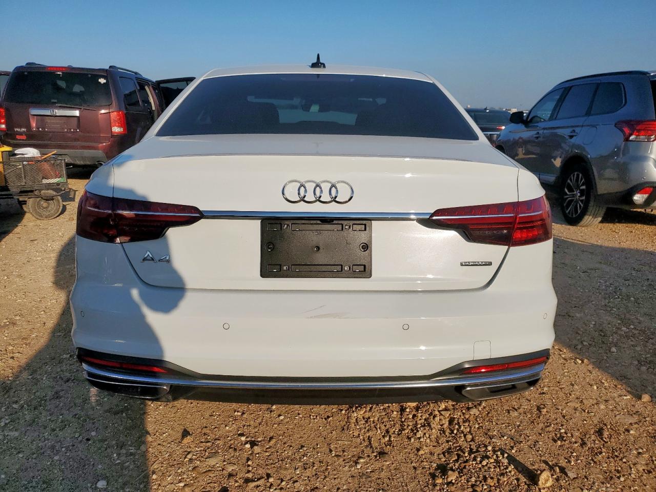 2022 Audi A4 Premium Plus 45 VIN: WAUEAAF40NA020993 Lot: 89933245