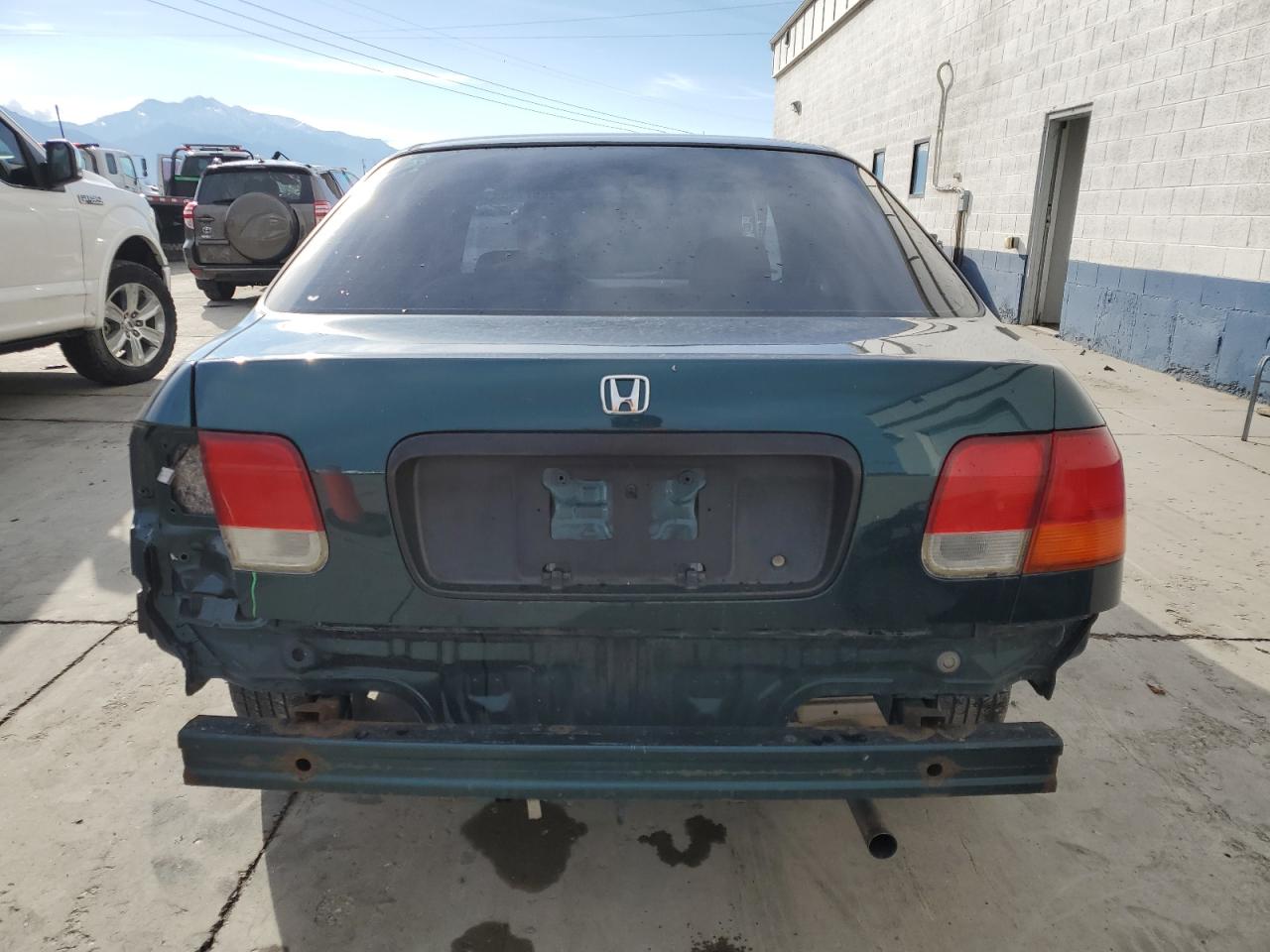 1998 Honda Civic Lx VIN: 2HGEJ6578WH569101 Lot: 86774595