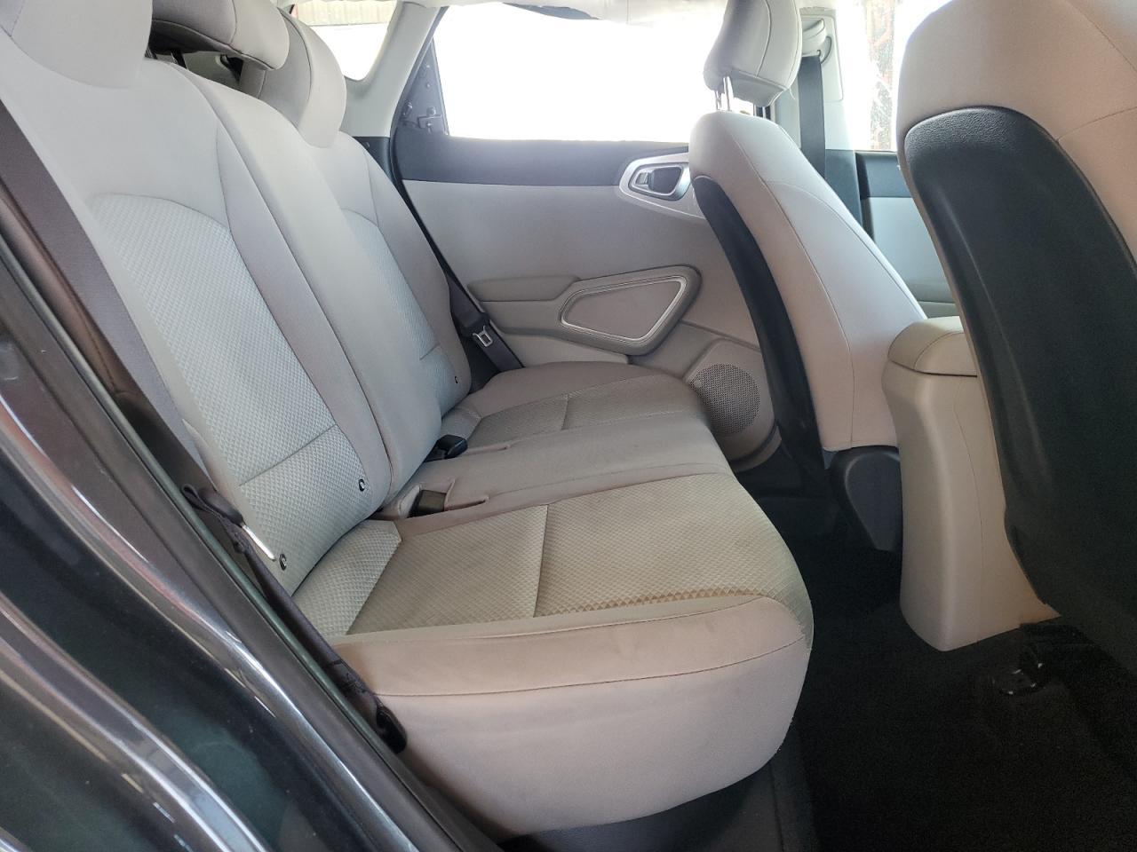 2022 Kia Soul Lx VIN: KNDJ23AU2N7833055 Lot: 89445085