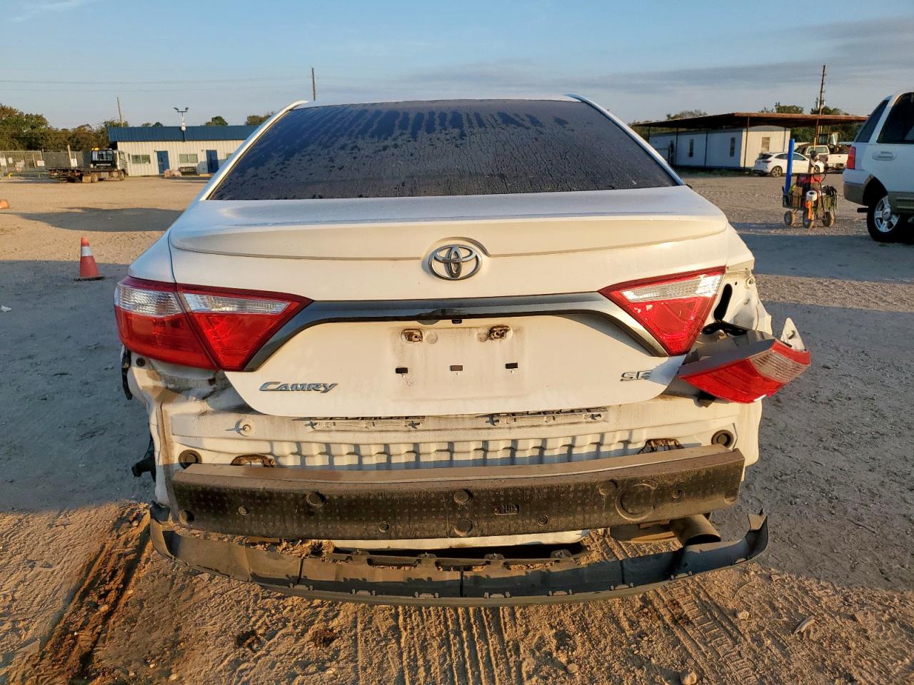 2015 Toyota Camry Le VIN: 4T1BF1FK0FU479362 Lot: 85383645