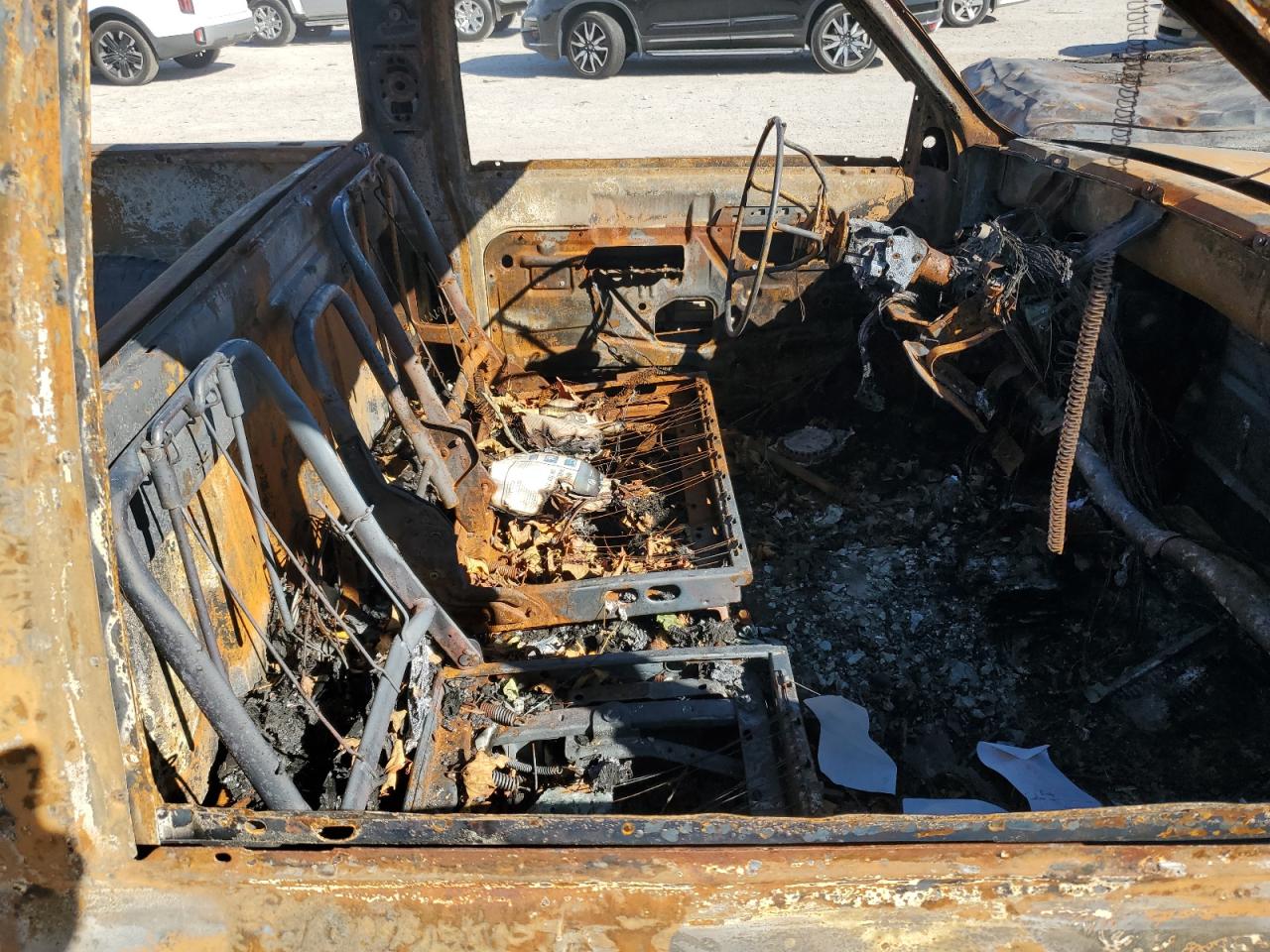 1995 Chevrolet Gmt-400 K2500 VIN: 1GCFK24K5SZ228635 Lot: 82758675