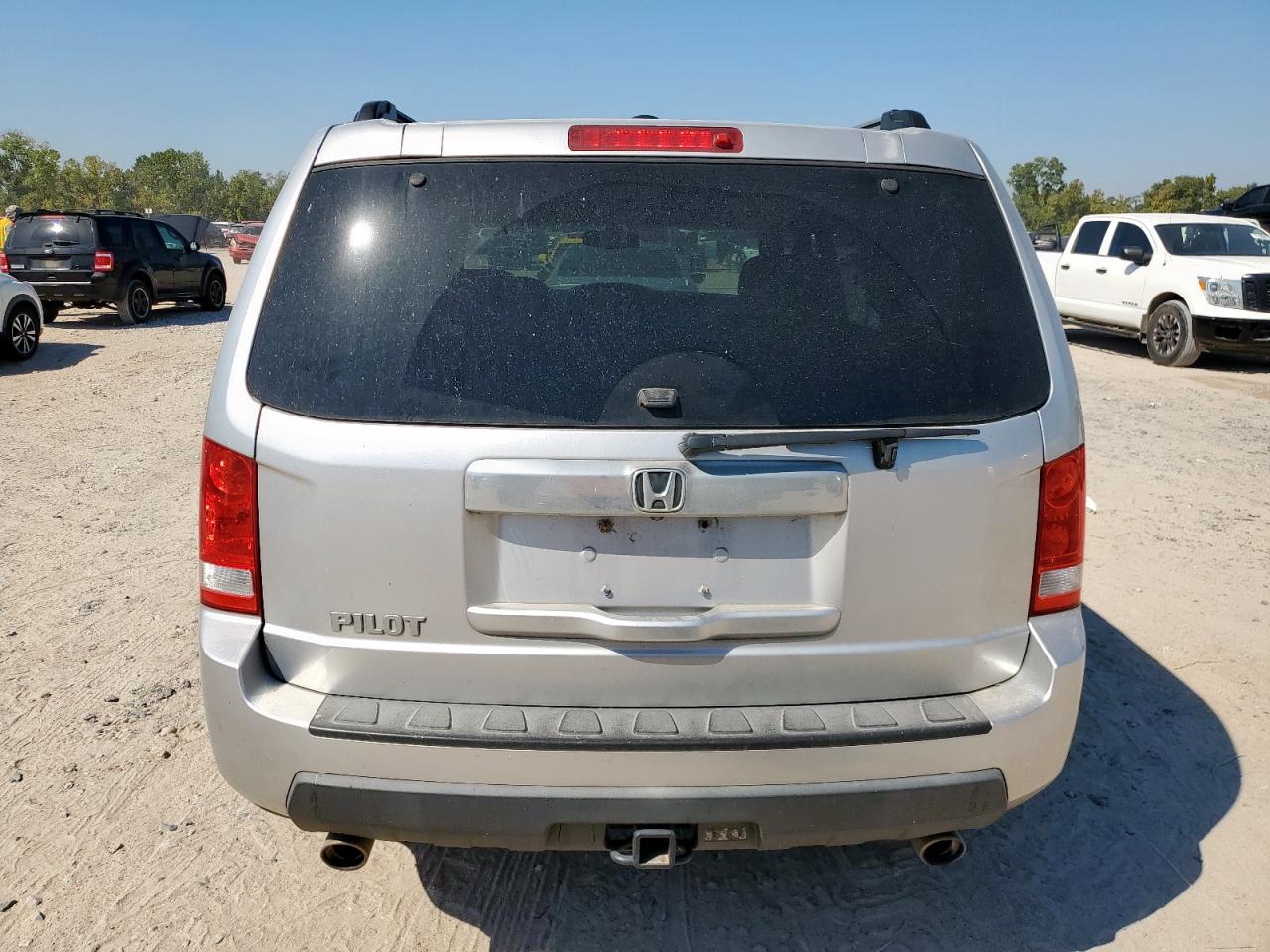 2011 Honda Pilot Exln VIN: 5FNYF3H70BB040393 Lot: 86651695