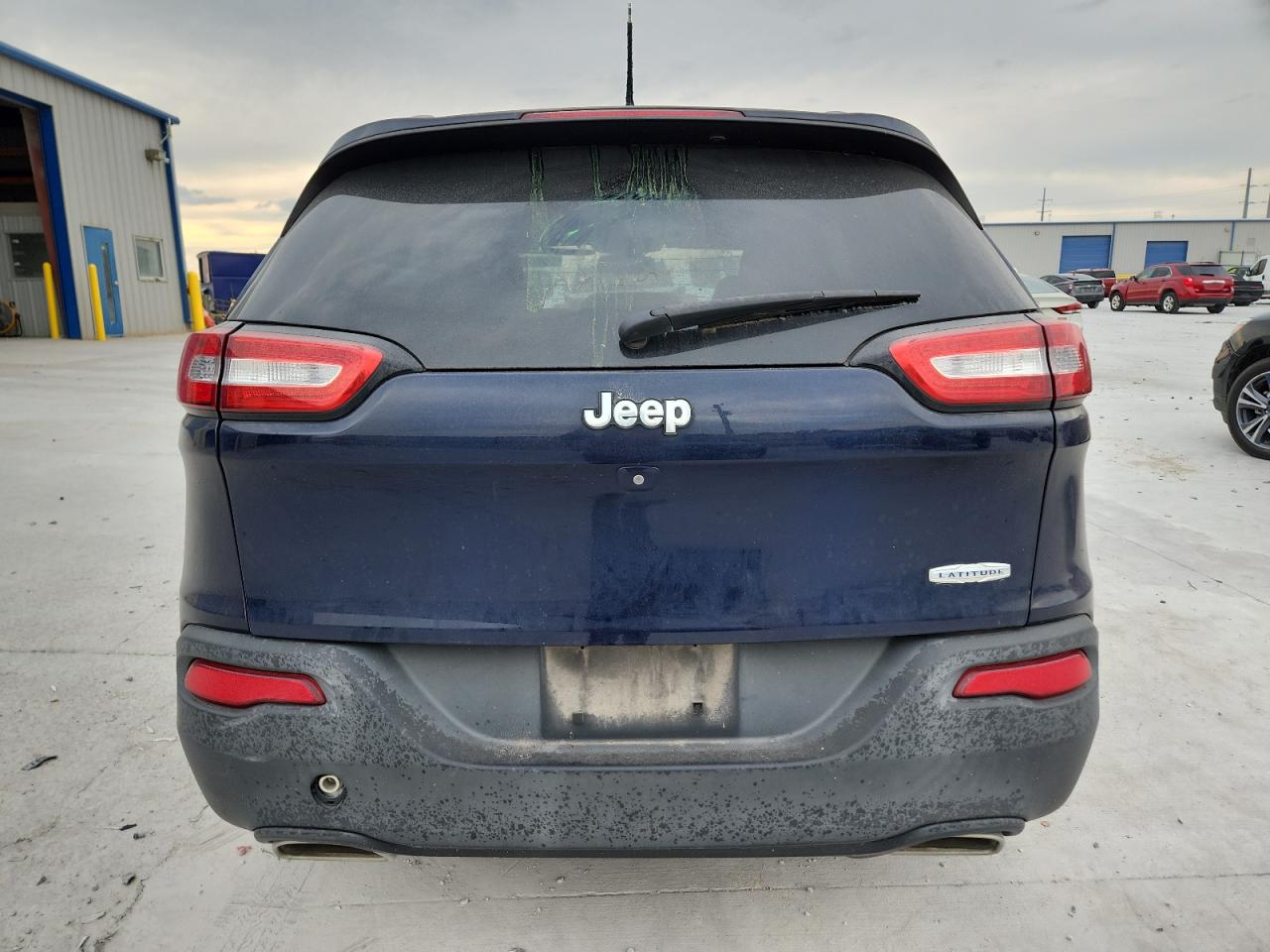 2016 Jeep Cherokee Latitude VIN: 1C4PJLCS2GW114311 Lot: 86828525