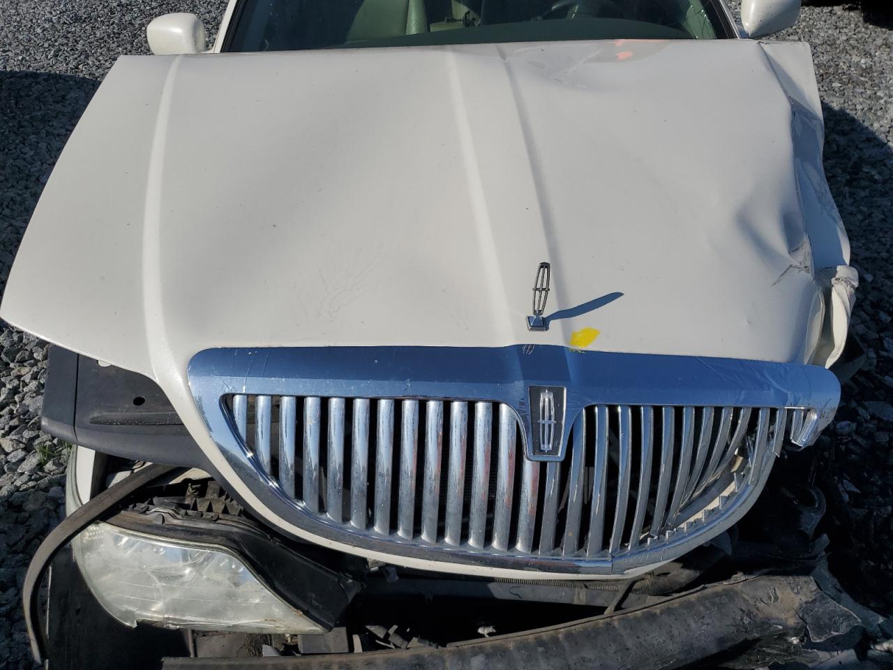 2006 Lincoln Town Car Signature Limited VIN: 1LNHM82W16Y627884 Lot: 87058755