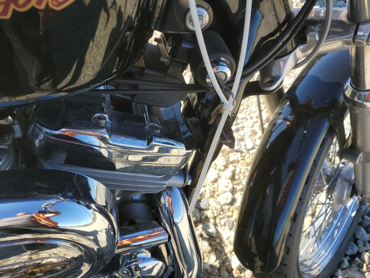 2000 Harley-Davidson Xl883 Hugger VIN: 1HD4CEM18YK137310 Lot: 82083015