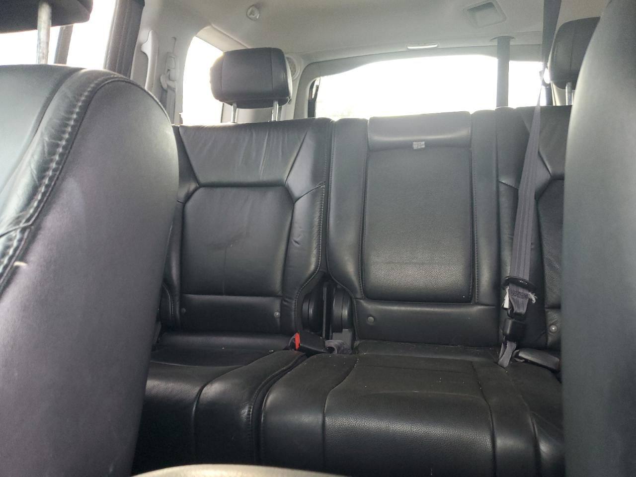 2011 Honda Pilot Touring VIN: 5FNYF3H98BB032379 Lot: 85824835