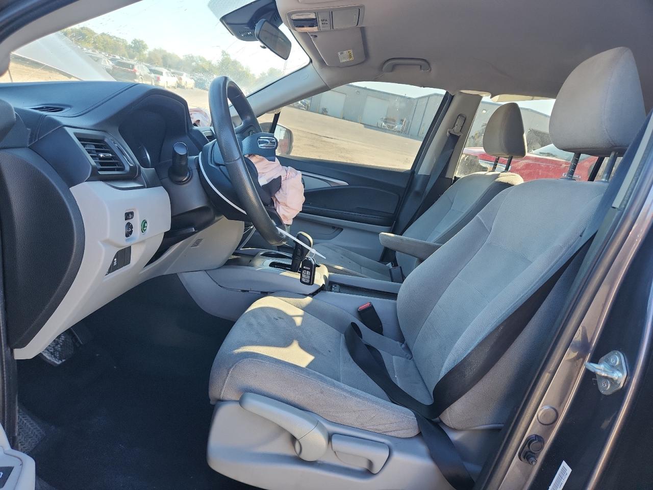 2019 Honda Pilot Lx VIN: 5FNYF5H14KB008795 Lot: 90725535