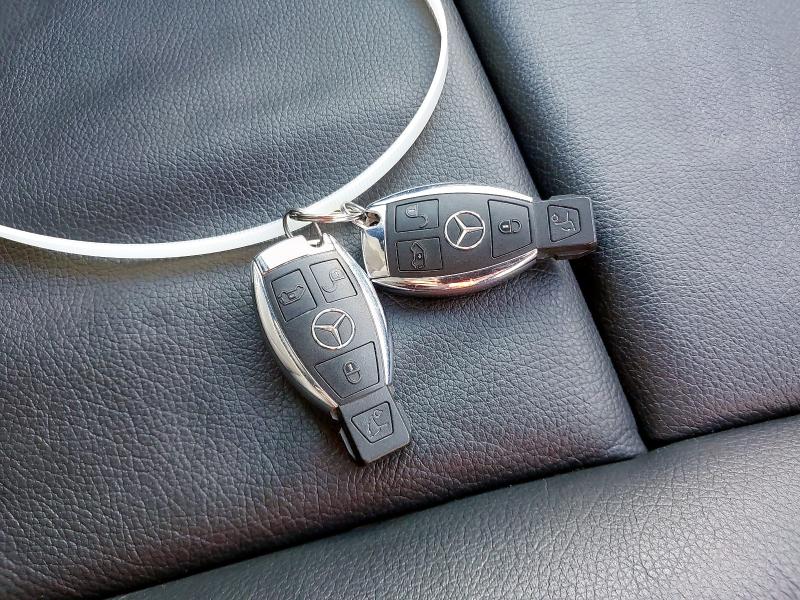2022 MERCEDES  