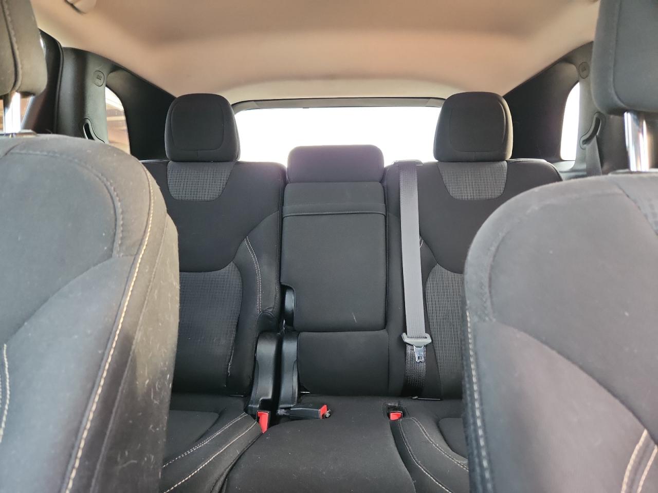 2016 Jeep Cherokee Latitude VIN: 1C4PJMCS8GW279849 Lot: 90036825