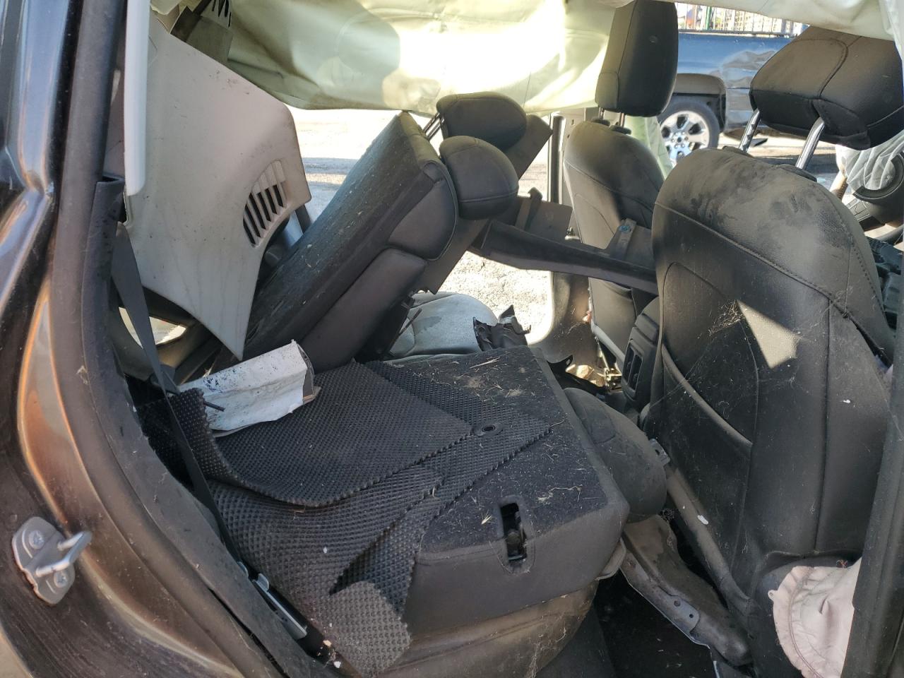 2019 Jeep Compass Limited VIN: 3C4NJDCB0KT621056 Lot: 84984195