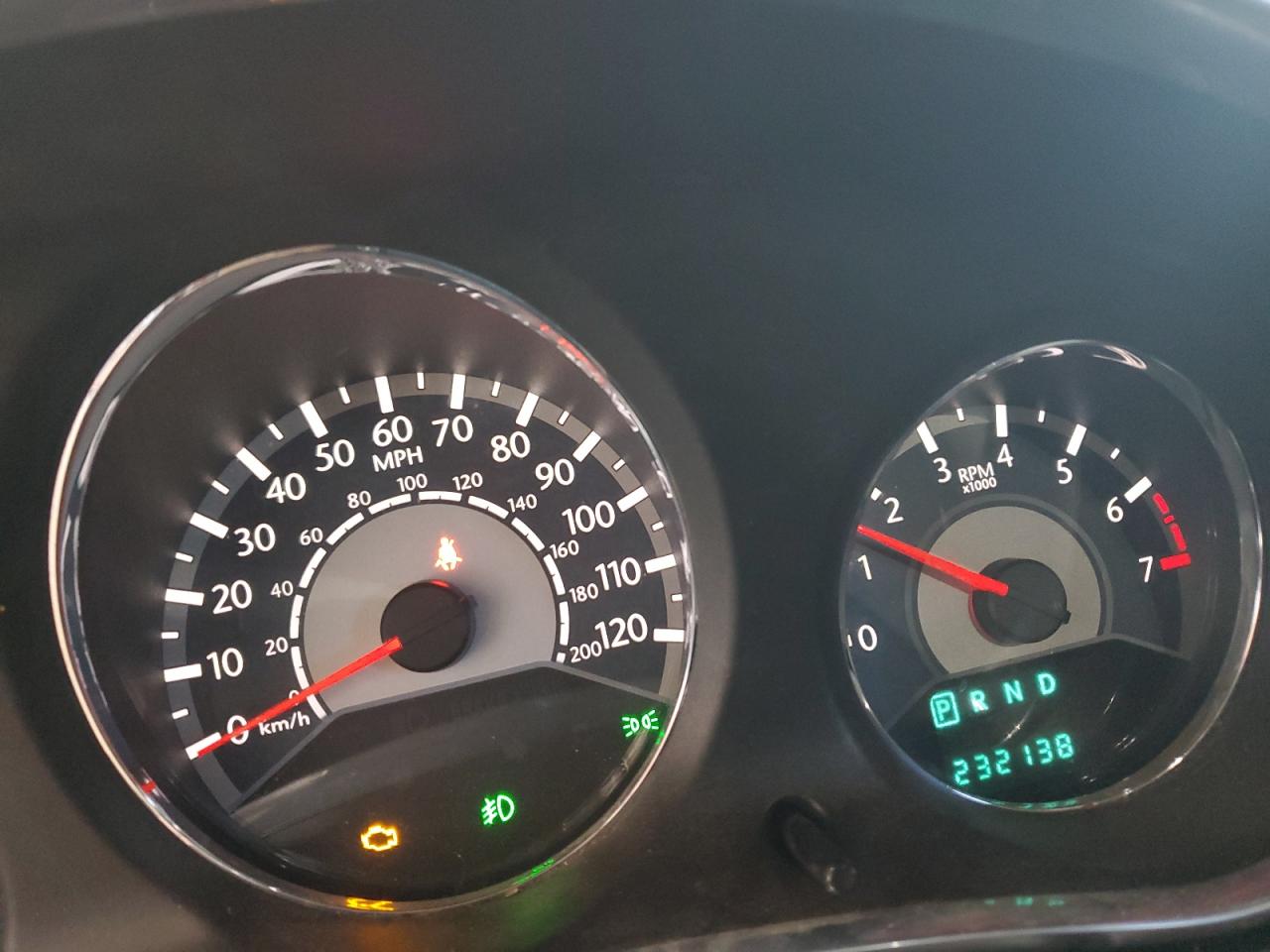 2013 Chrysler 200 Limited VIN: 1C3CCBCG7DN592440 Lot: 84700225