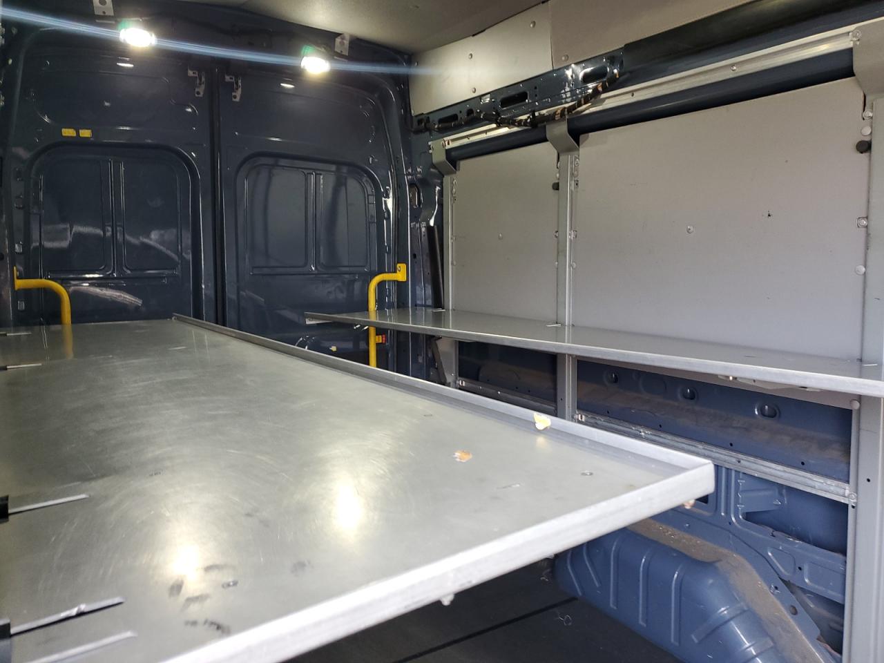 Фото: 1FTBR3X80LKA18762