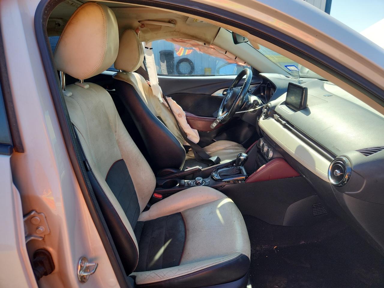 2018 Mazda Cx-3 Grand Touring VIN: JM1DKFD70J0327201 Lot: 86478105