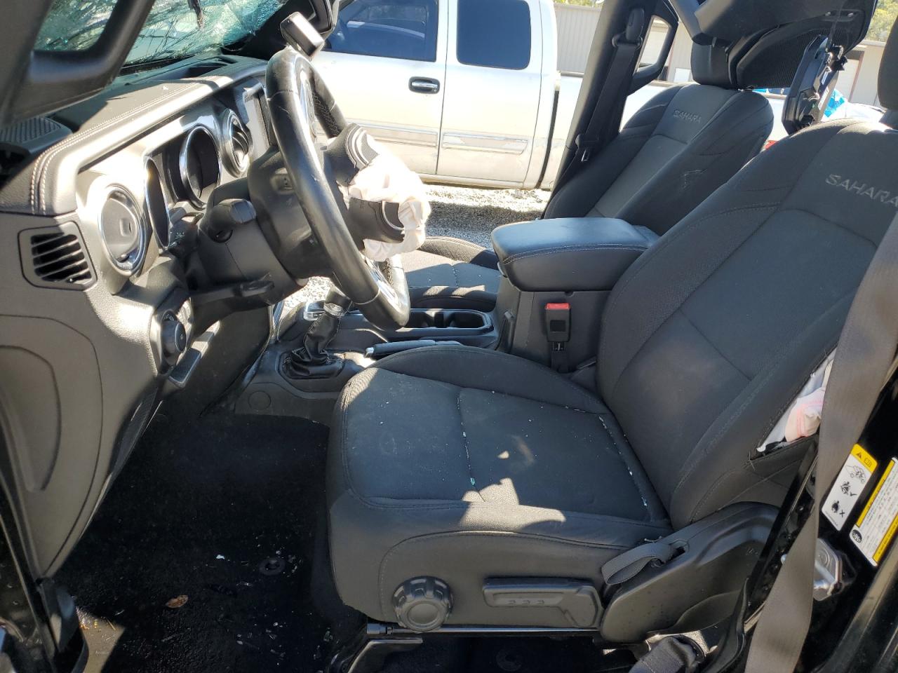 2019 Jeep Wrangler Unlimited Sahara VIN: 1C4HJXEG5KW651736 Lot: 85858505