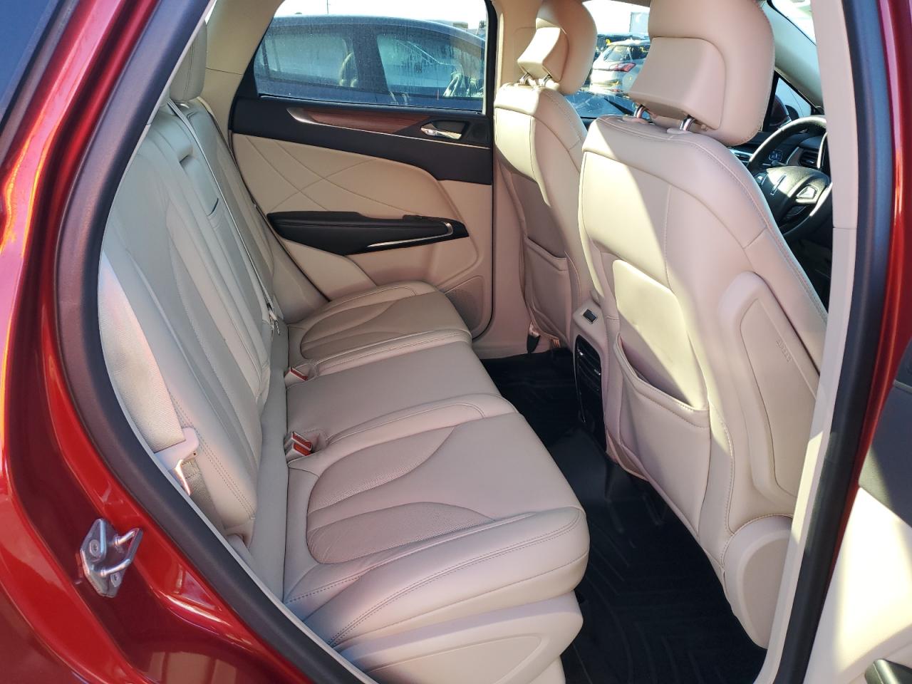 2017 Lincoln Mkc Select VIN: 5LMCJ2D90HUL63104 Lot: 89887975