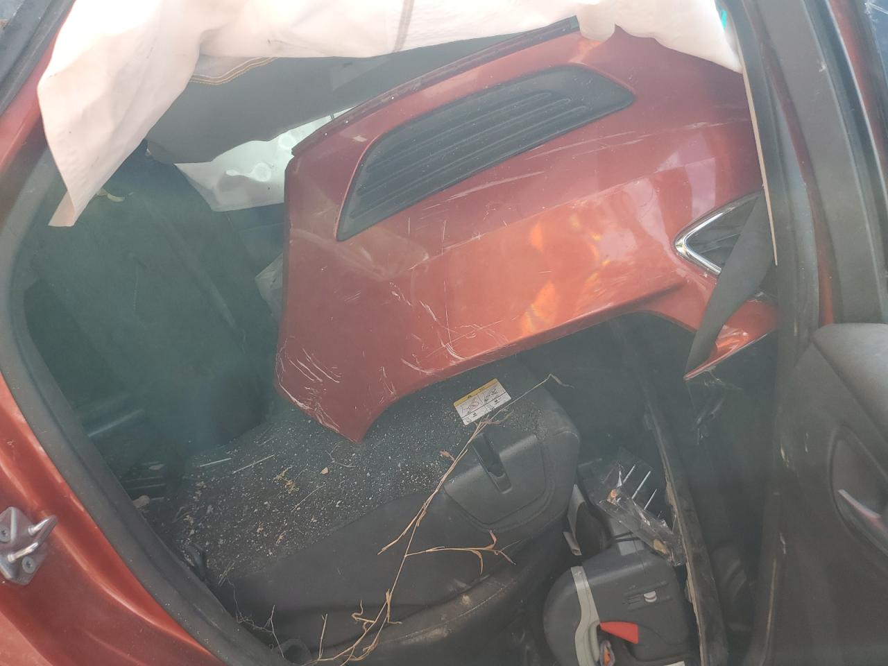 2018 Ford Focus Se VIN: 1FADP3FE8JL249346 Lot: 82238295