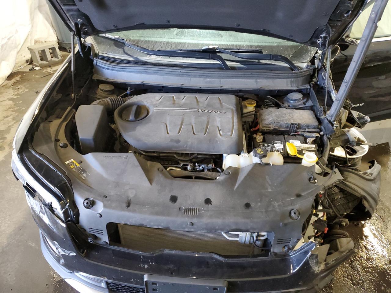 2019 Jeep Cherokee Limited VIN: 1C4PJMDX0KD470504 Lot: 85305235