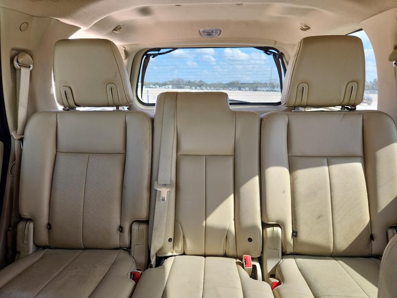 2015 Ford Expedition Limited VIN: 1FMJU2AT1FEF28232 Lot: 84970825