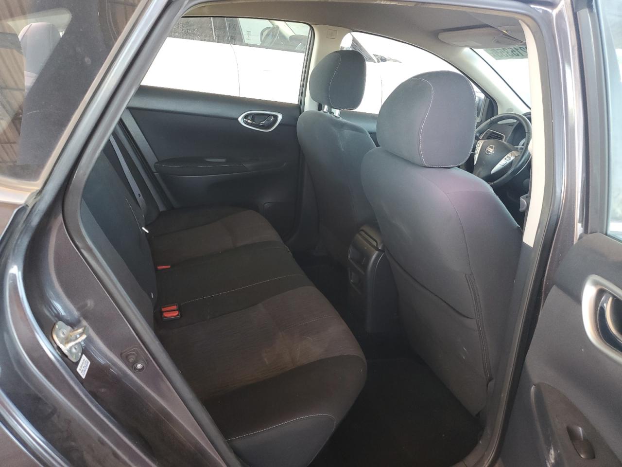 2015 Nissan Sentra S VIN: 3N1AB7AP4FL659037 Lot: 82215355