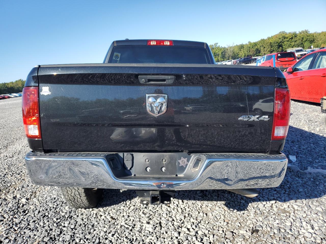 2019 Ram 1500 Classic Tradesman VIN: 1C6RR7FG9KS525275 Lot: 82438275