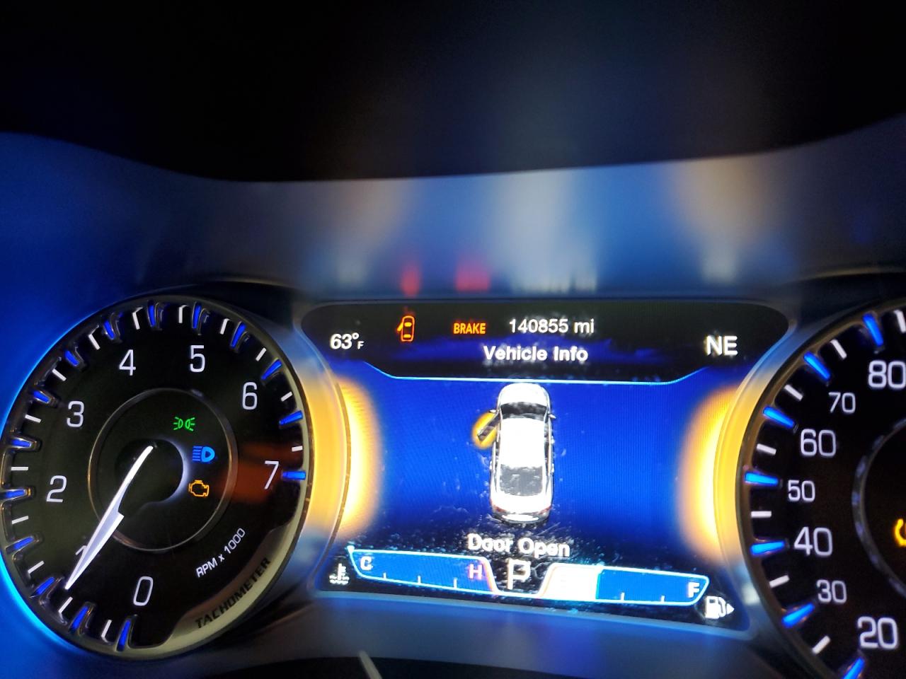 2015 Chrysler 200 C VIN: 1C3CCCEG9FN556741 Lot: 90499715