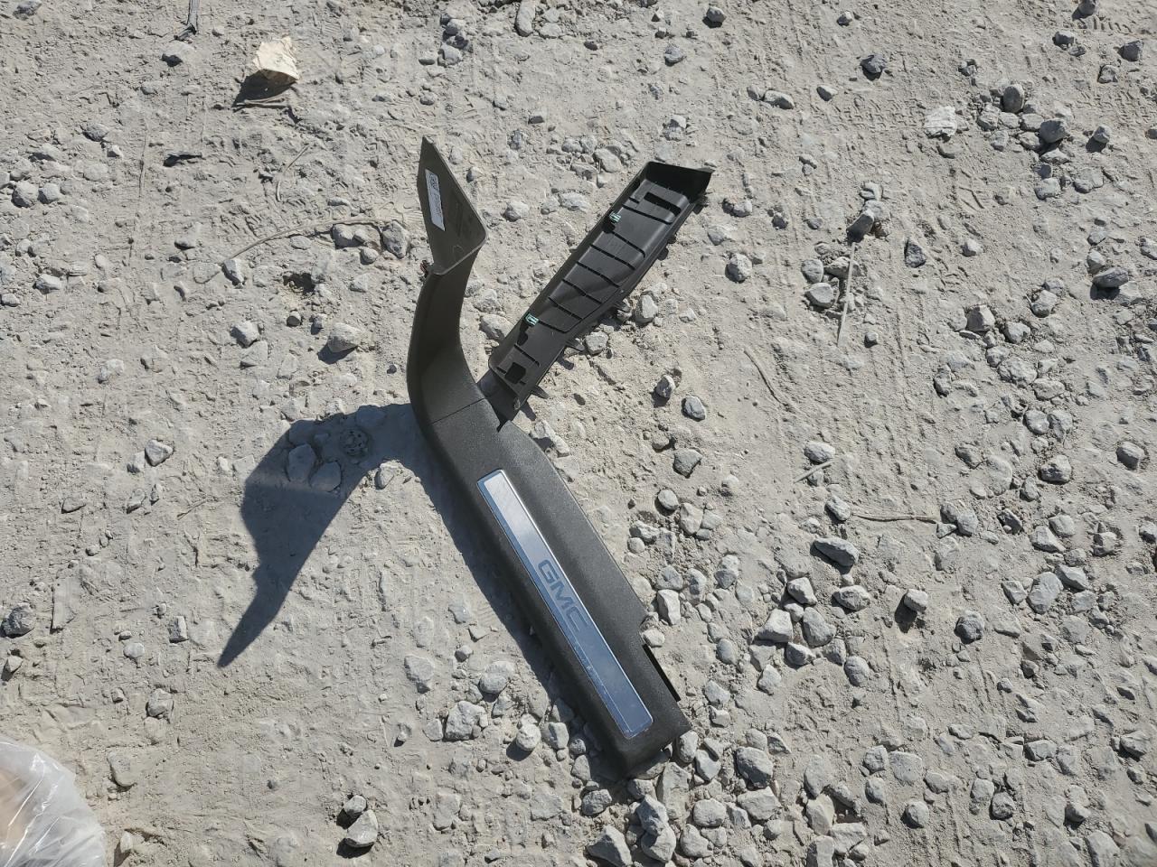 2021 GMC Yukon Slt VIN: 1GKS2BKD8MR177612 Lot: 87234235