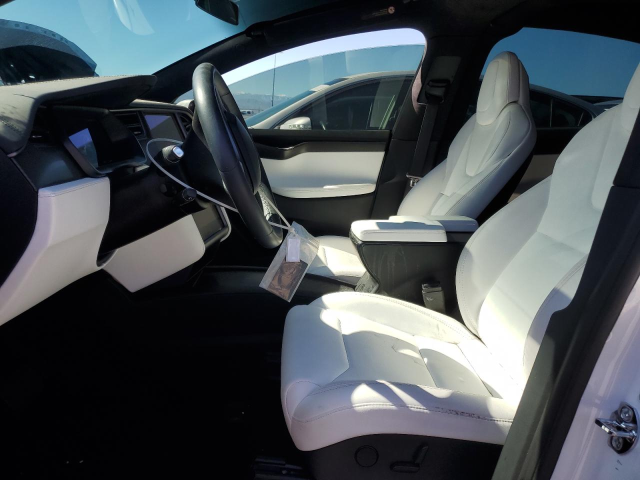 2019 Tesla Model X VIN: 5YJXCBE22KF151261 Lot: 50472495