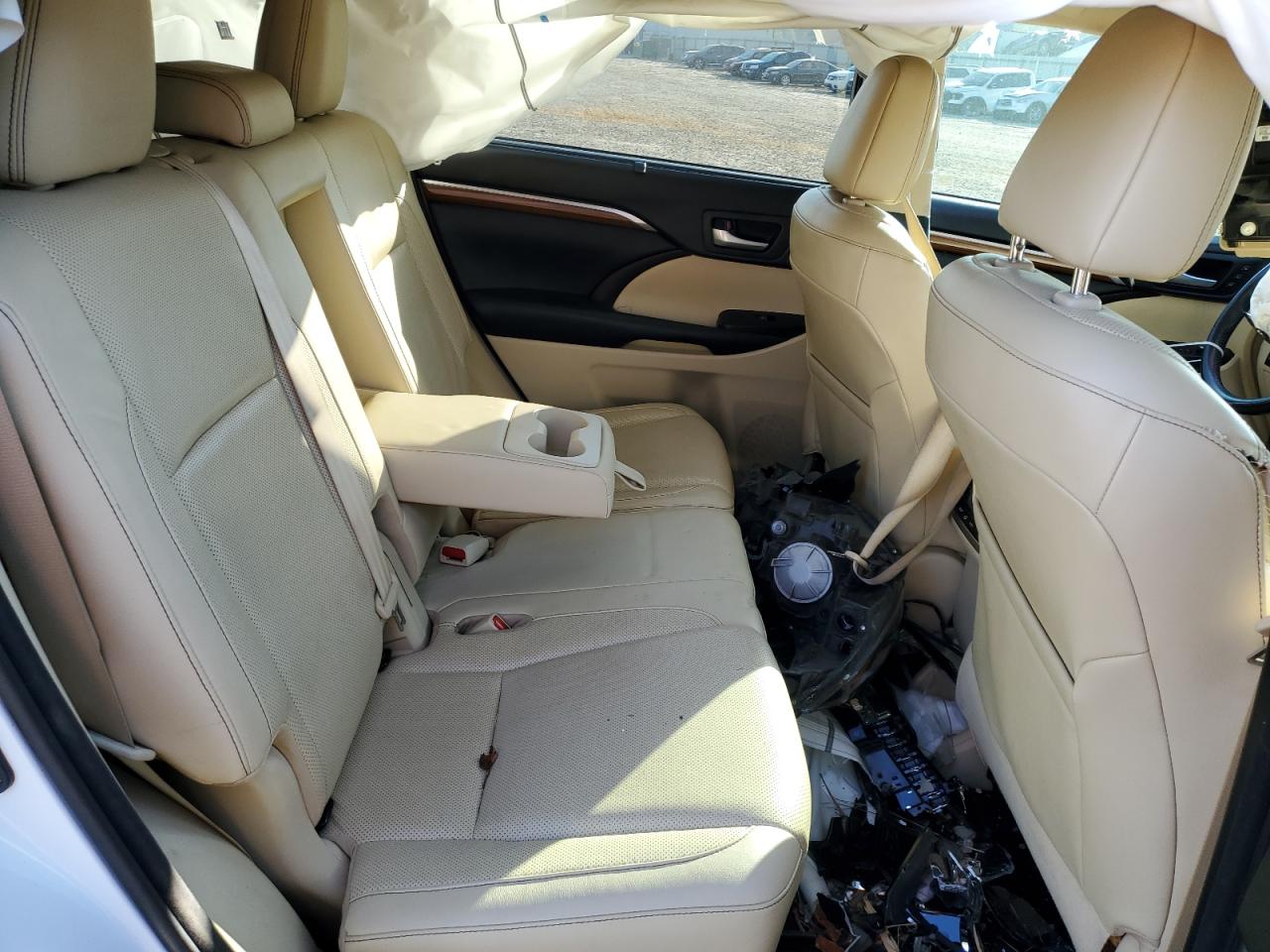 2017 Toyota Highlander Limited VIN: 5TDYZRFH5HS226778 Lot: 82345105