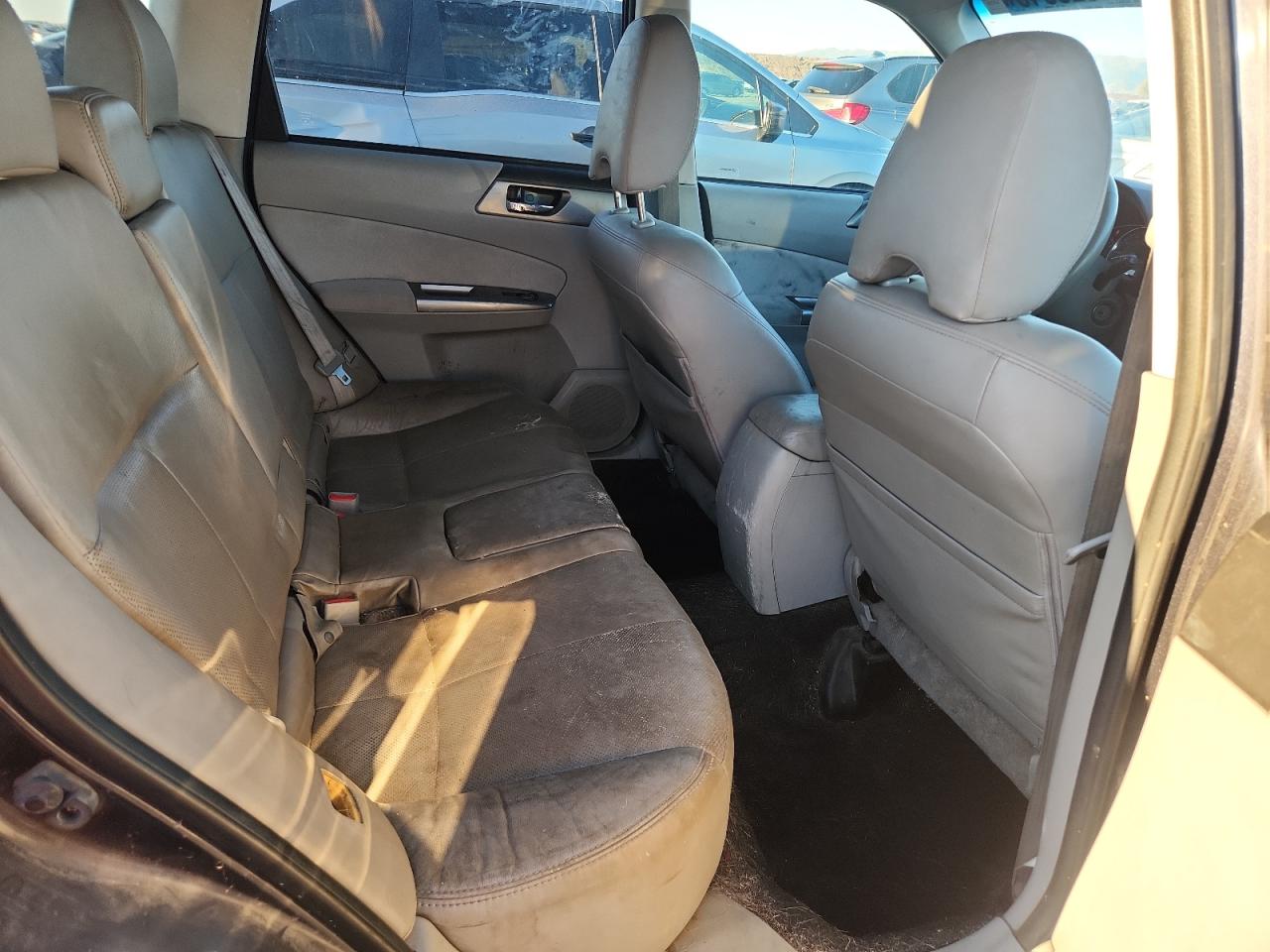 2011 Subaru Forester Limited VIN: JF2SHAECXBH721135 Lot: 84920945