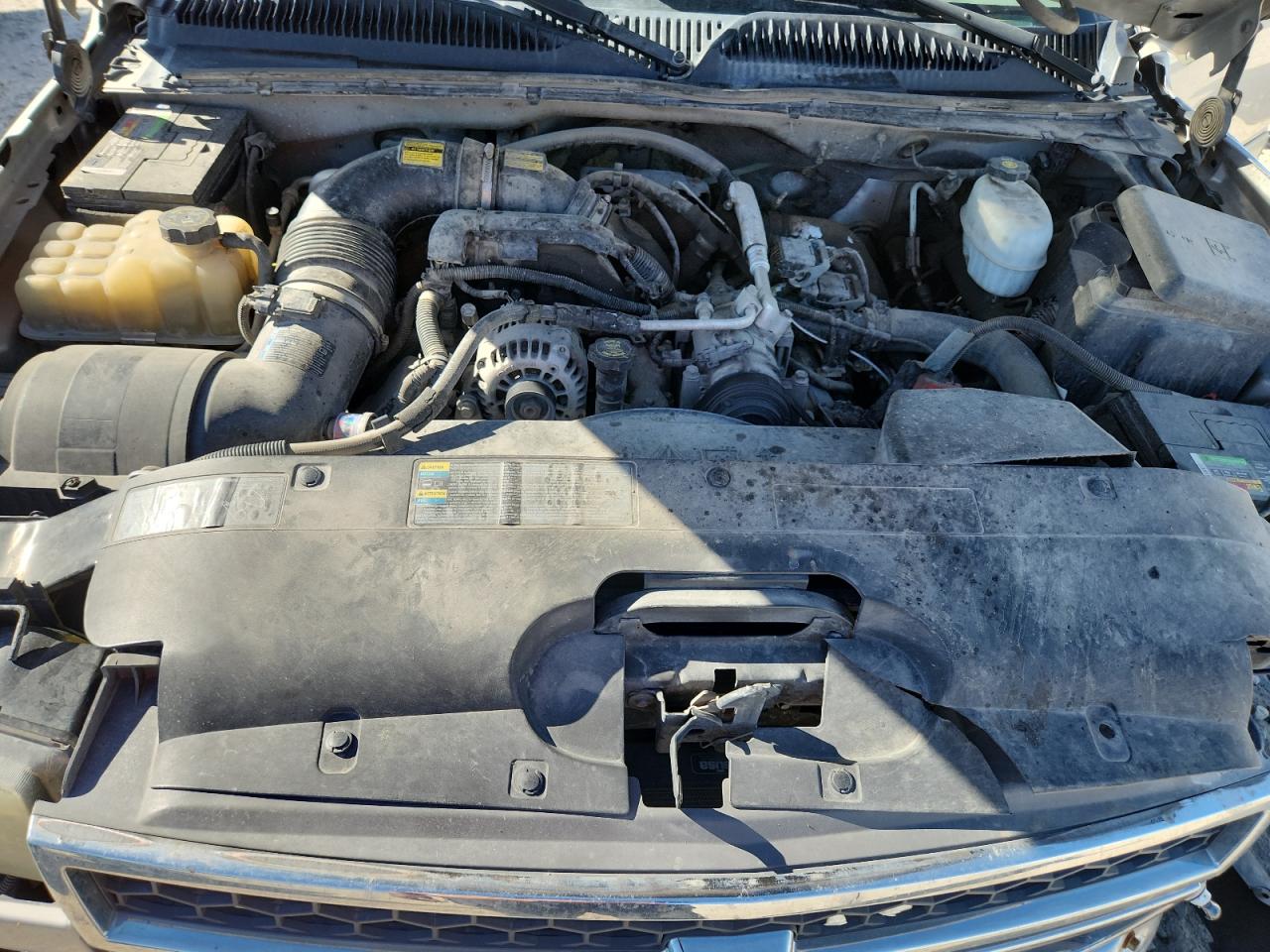 2005 Chevrolet Silverado K2500 Heavy Duty VIN: 1GCHK23245F853415 Lot: 82228315