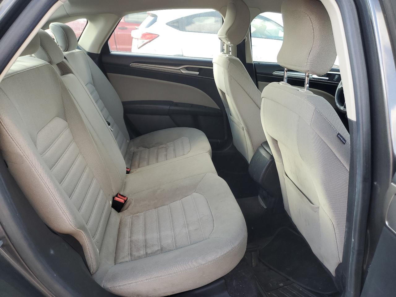 2018 Ford Fusion S VIN: 3FA6P0G70JR159617 Lot: 89700925