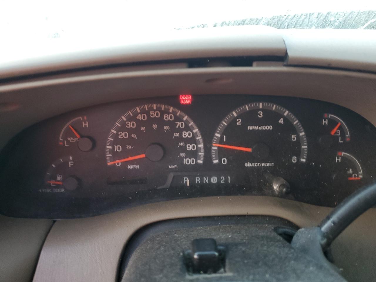 2000 Ford F150 VIN: 1FTRX17LXYKA21088 Lot: 81915715