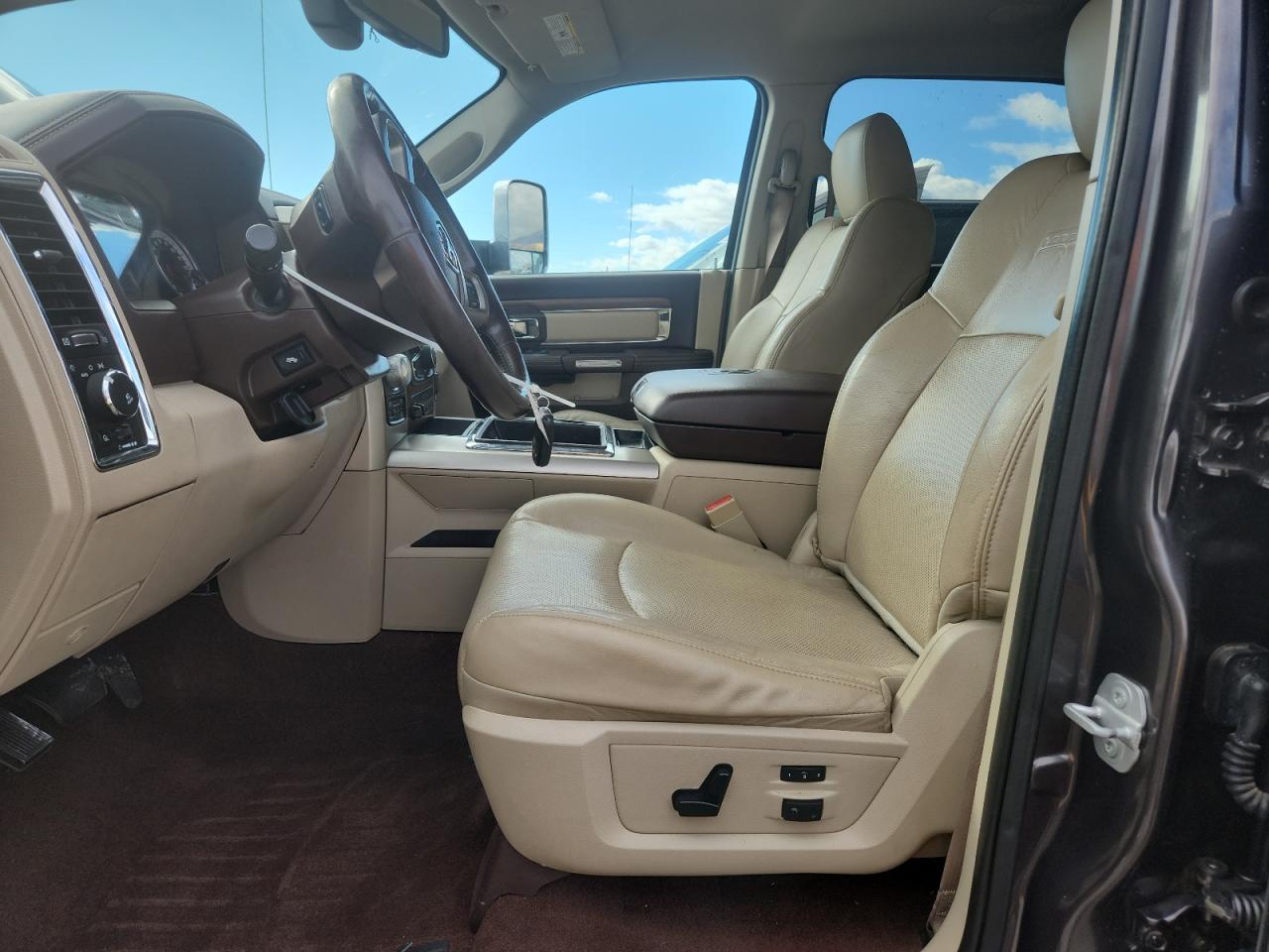 2014 Ram 1500 Laramie VIN: 1C6RR7VM8ES428614 Lot: 82542075