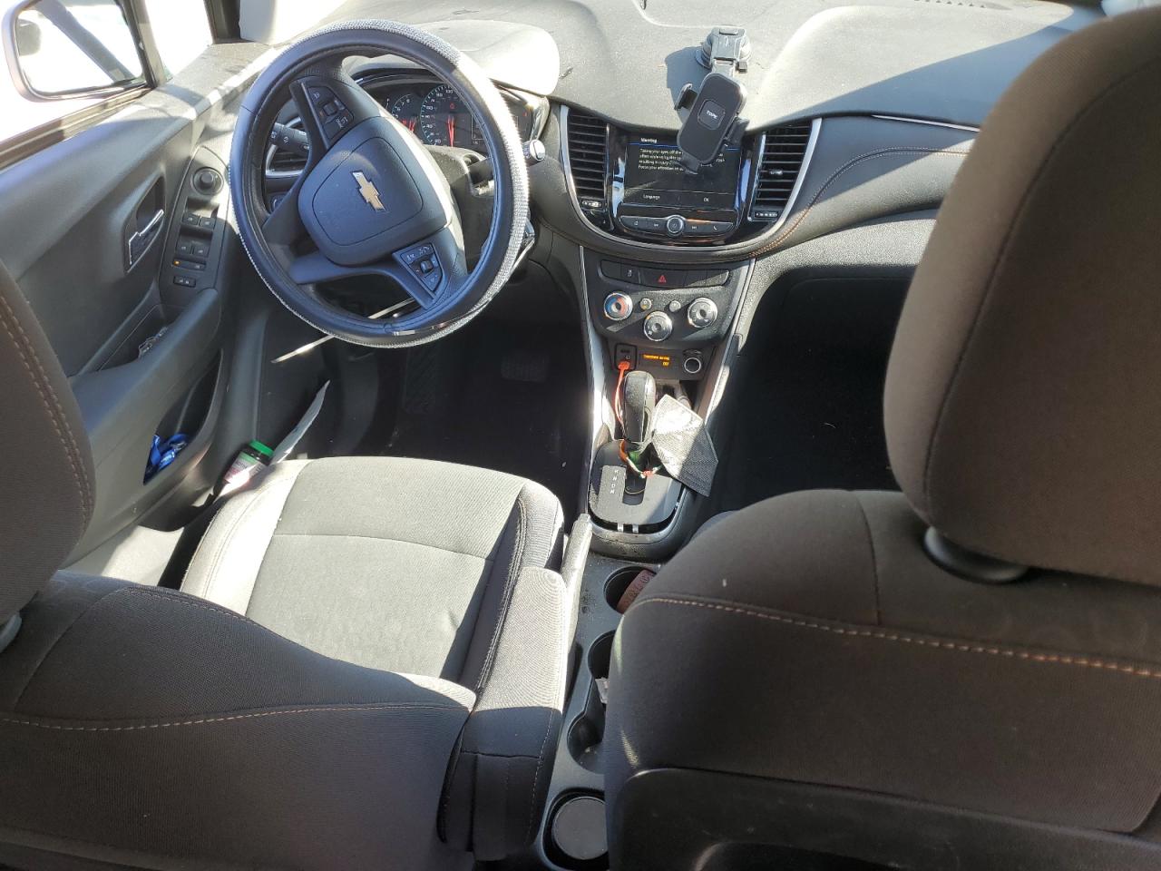 2019 Chevrolet Trax Ls VIN: 3GNCJKSB8KL385857 Lot: 89711695