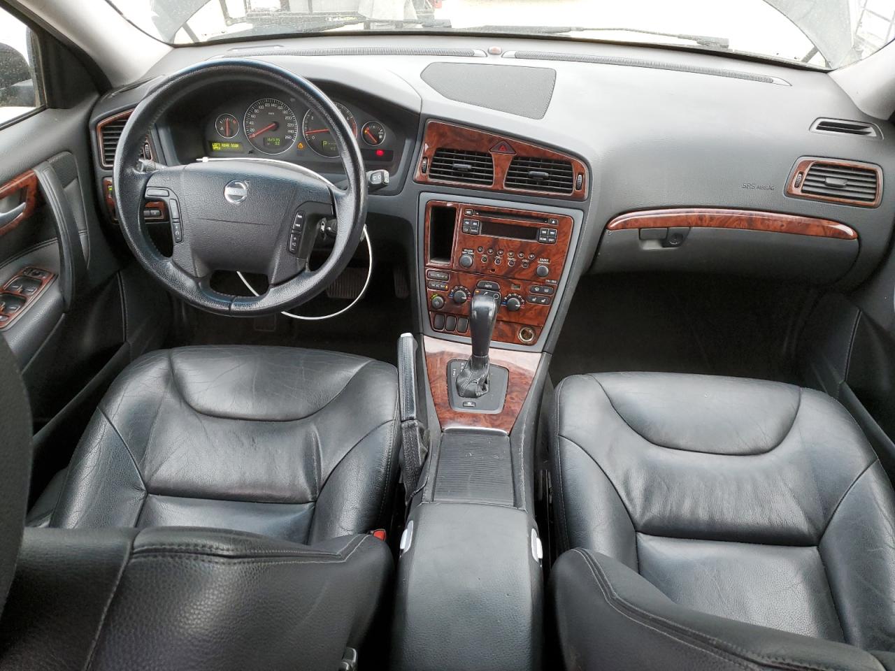 car-image car-image