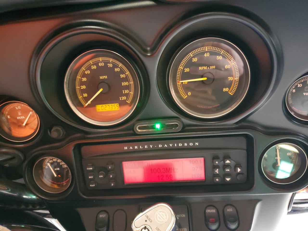 2010 Harley-Davidson Flhtc VIN: 1HD1FF414AB600615 Lot: 85412805