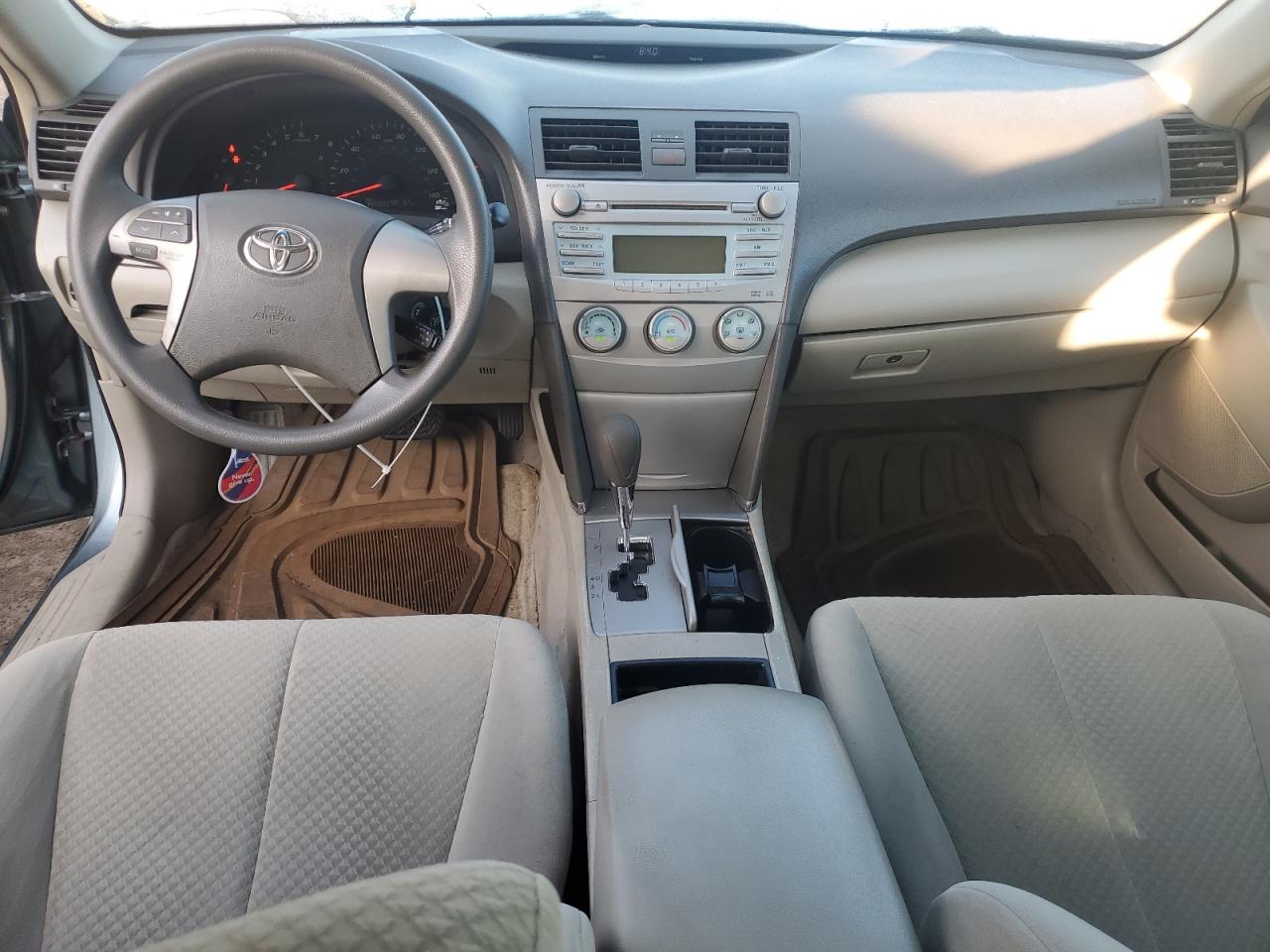 2009 Toyota Camry Base VIN: 4T1BE46K39U818379 Lot: 84651145