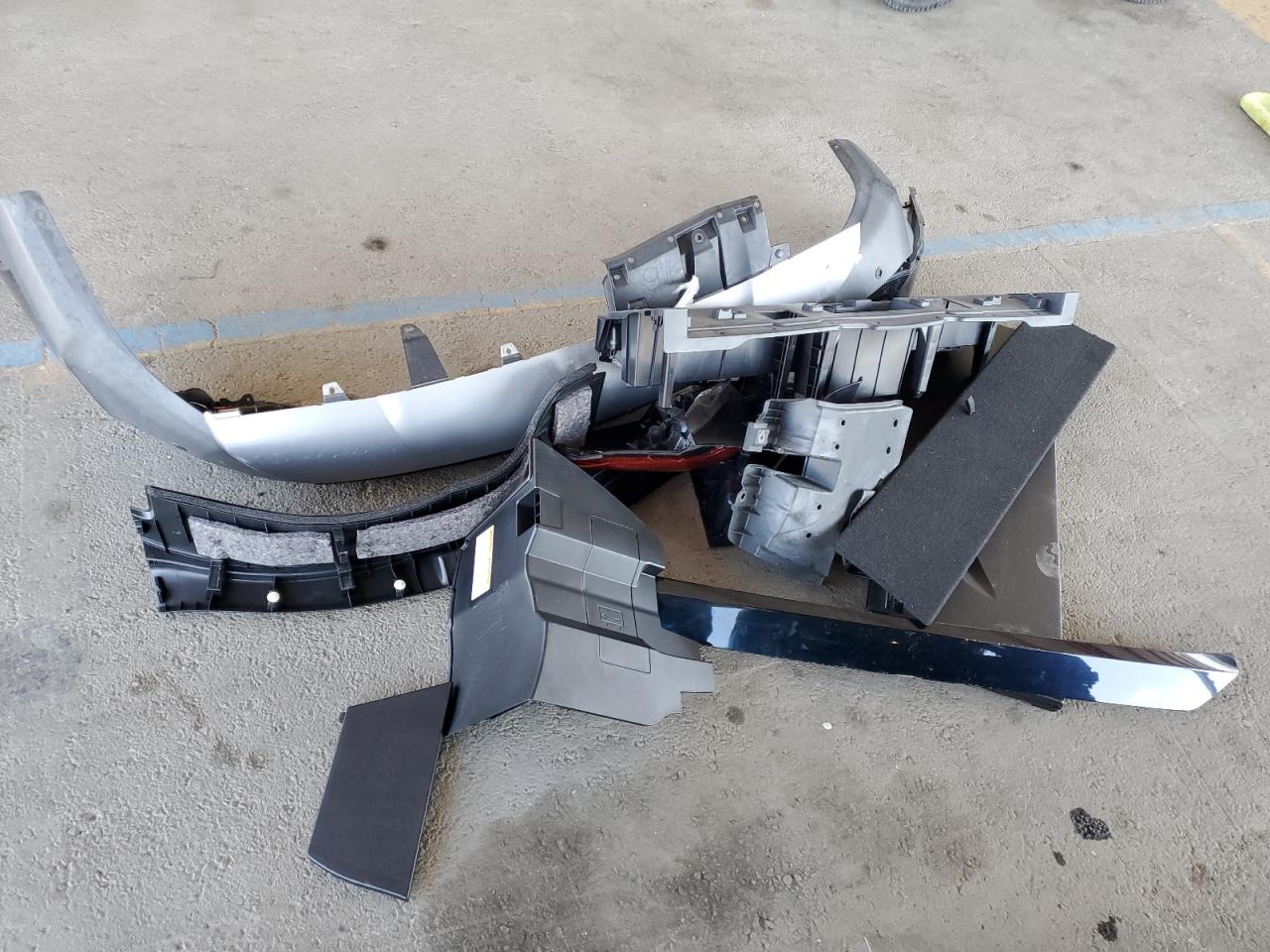 2017 Toyota Rav4 Hv Limited VIN: JTMDJREV6HD065902 Lot: 82264005