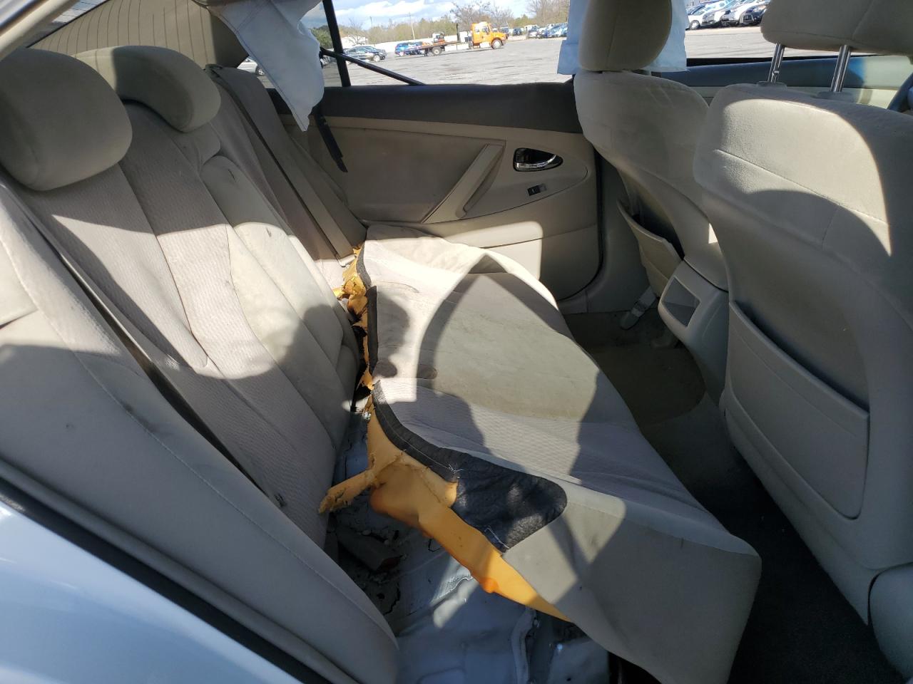 2010 Toyota Camry Base VIN: 4T4BF3EK7AR044737 Lot: 87229725