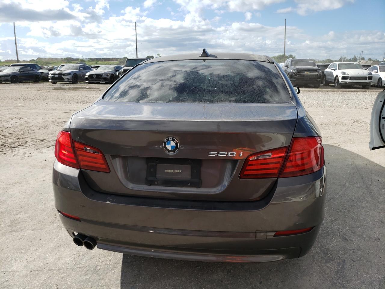 2011 BMW 528 I VIN: WBAFR1C58BC260545 Lot: 82471775