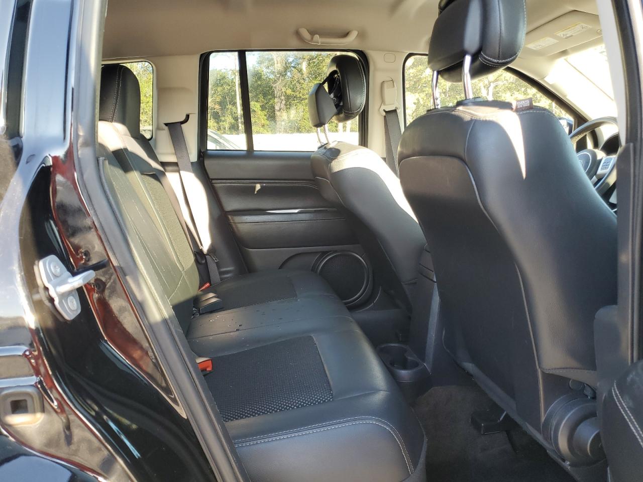 2016 Jeep Compass Latitude VIN: 1C4NJCEA7GD677667 Lot: 82513675