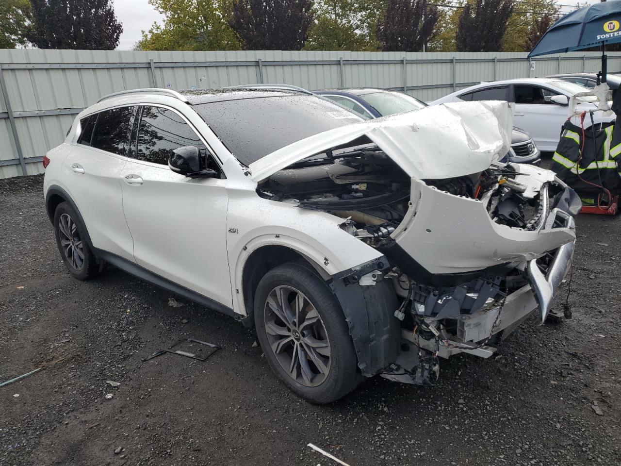 QX30 QX30