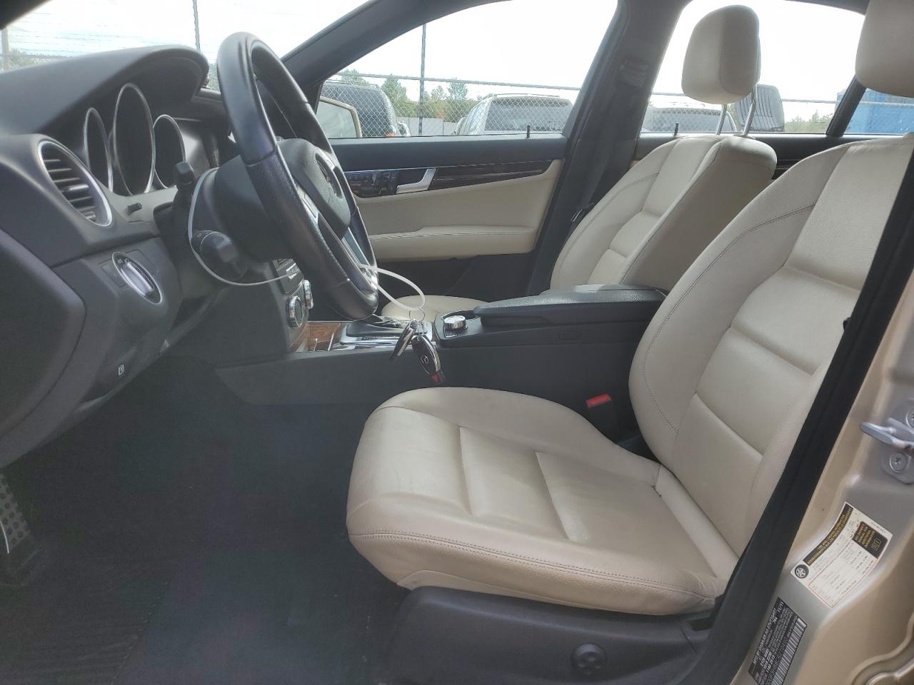 2012 Mercedes-Benz C 350 VIN: WDDGF5HB8CR210450 Lot: 84415455