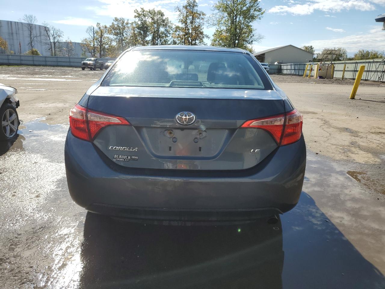 2017 Toyota Corolla L VIN: 2T1BURHE4HC920233 Lot: 85676015