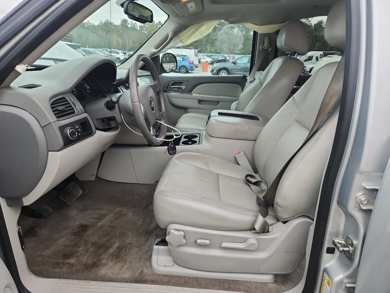 2013 Chevrolet Avalanche Lt VIN: 3GNMCFE02DG208586 Lot: 90501225