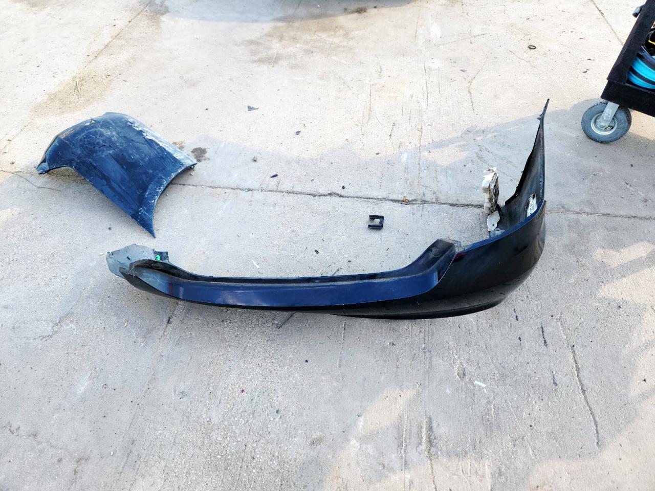 2015 Toyota Camry Le VIN: 4T1BF1FK7FU081467 Lot: 84912395