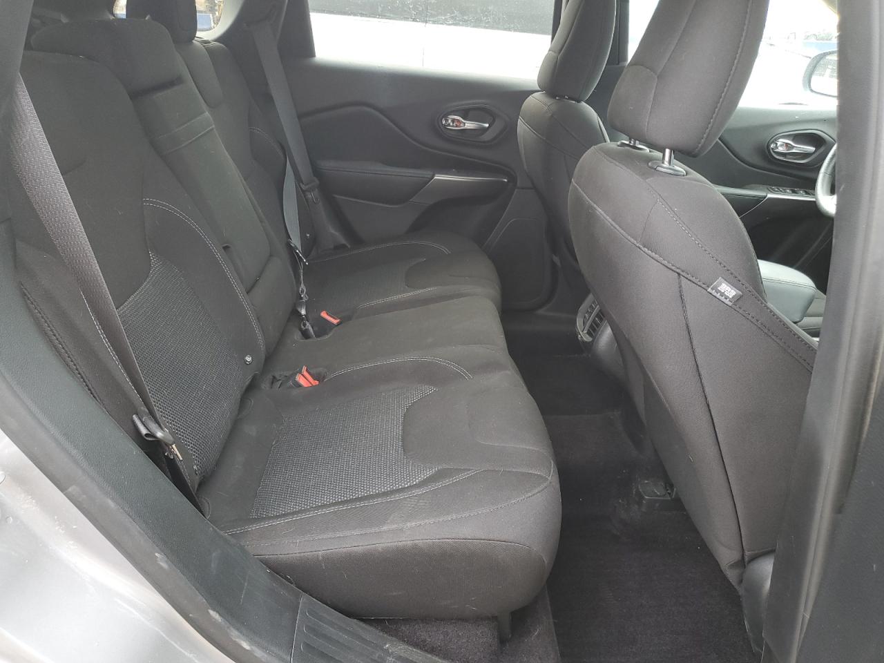 2019 Jeep Cherokee Latitude VIN: 1C4PJMCX9KD188959 Lot: 85004375