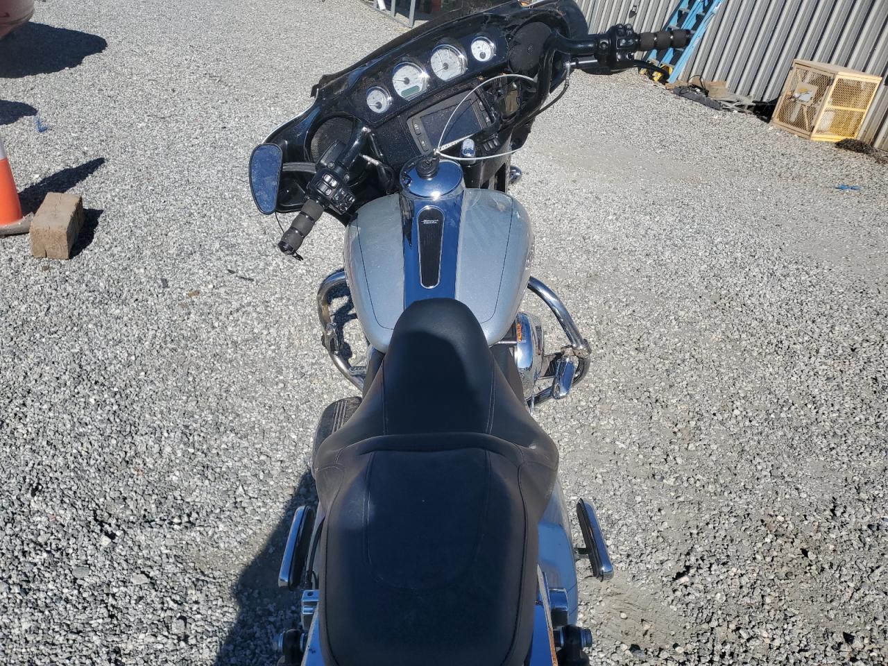 2015 Harley-Davidson Flhxs Street Glide Special VIN: 1HD1KRM18FB626980 Lot: 87117165