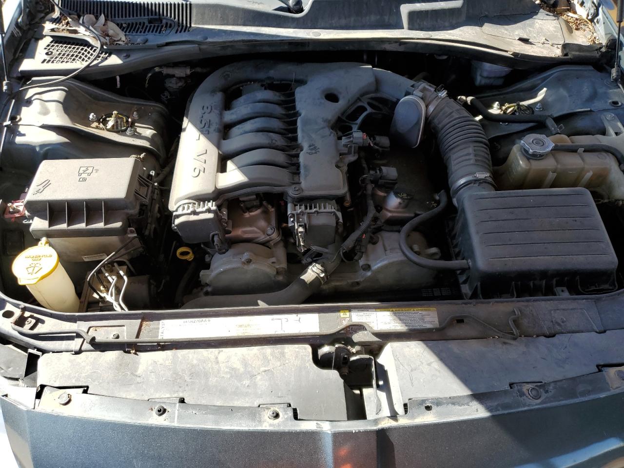 2005 Dodge Magnum Sxt VIN: 2D4FV48V75H648010 Lot: 86297715