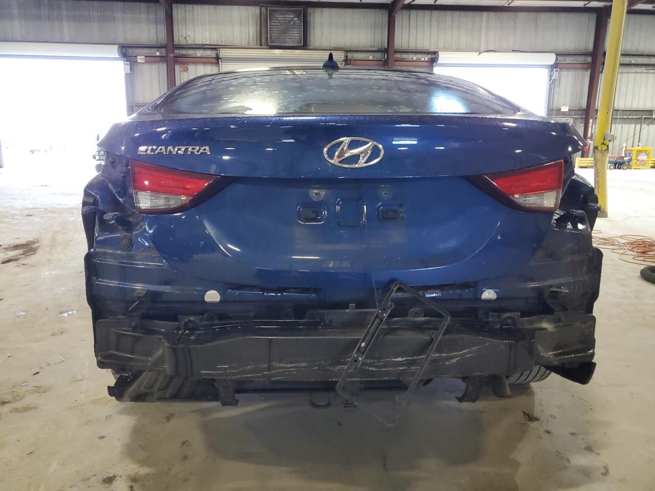 2016 Hyundai Elantra Se VIN: 5NPDH4AE9GH733057 Lot: 86098575